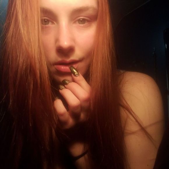 Meet your Posher, Melissa - Picture 1 of 1